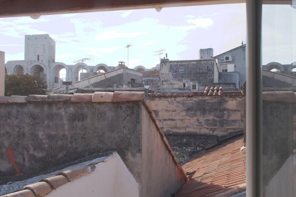 La Terrasse Ensoleillee Arles Camargue Apartment Exterior photo